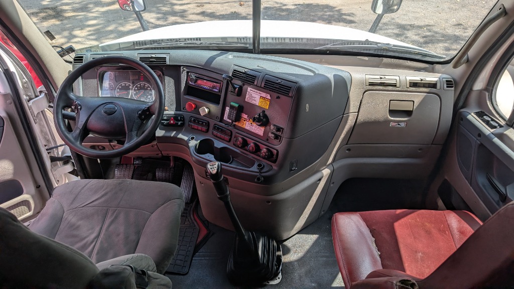 2014 Freightliner Cascadia Component Info